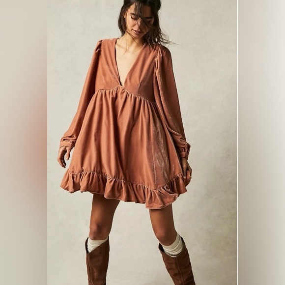 Free People Dresses & Skirts - New FREE PEOPLE Estella Velvet Ruffled Mini Dress Babydoll Pink Rose S Coquette